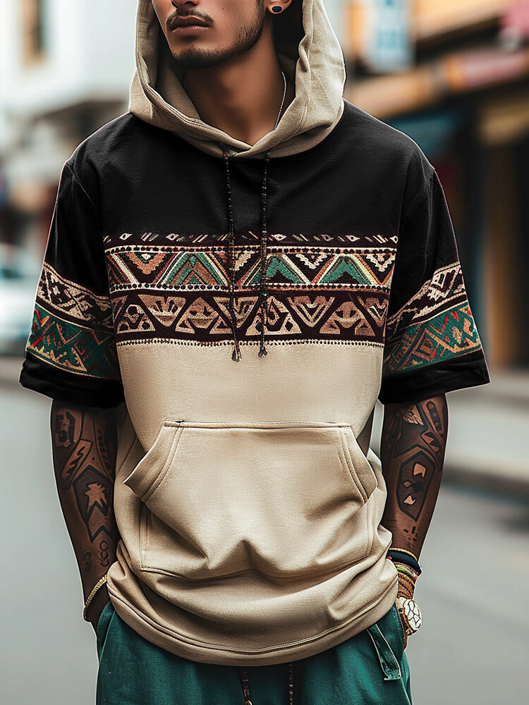 T-shirt a maniche corte con cappuccio patchwork da uomo etniche geometriche Modello