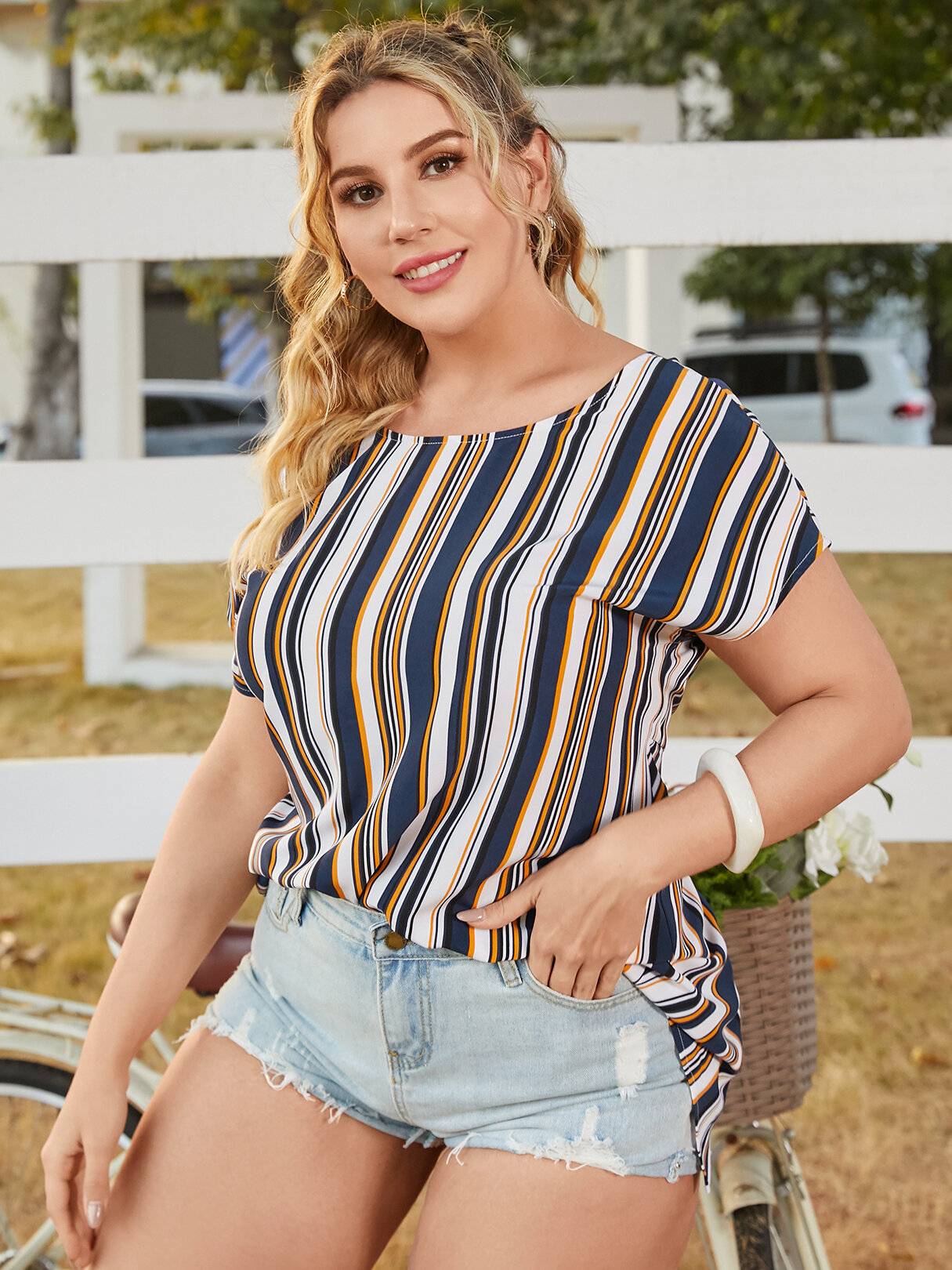 

Plus Size Round Neck Striped Cut Out Twist Short Sleeves Blouse, Blue;yellow;navy