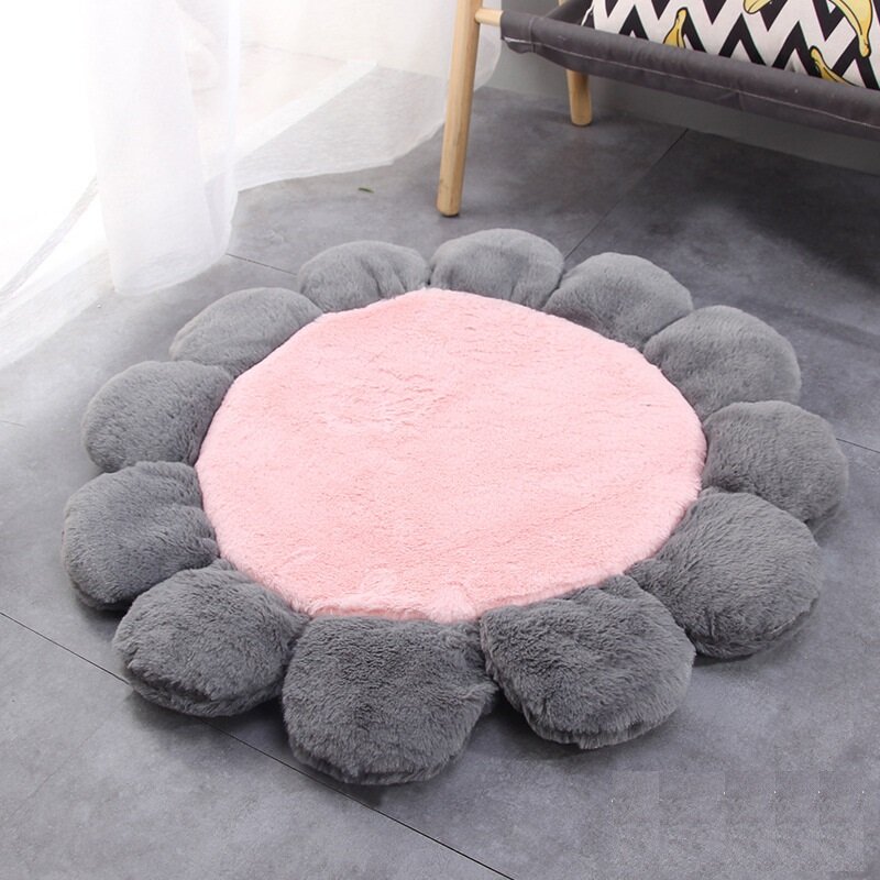 Flower Shape Soft Short Plush Pet Round Bed Mat Dog Cat Warm Sleep Cushion Mat