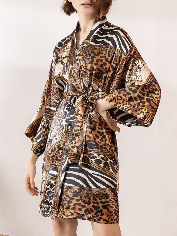 Damen Allover Leopard Zebra Print Faux Silk Long Sleeves Robes Pyjamas mit Gürtel