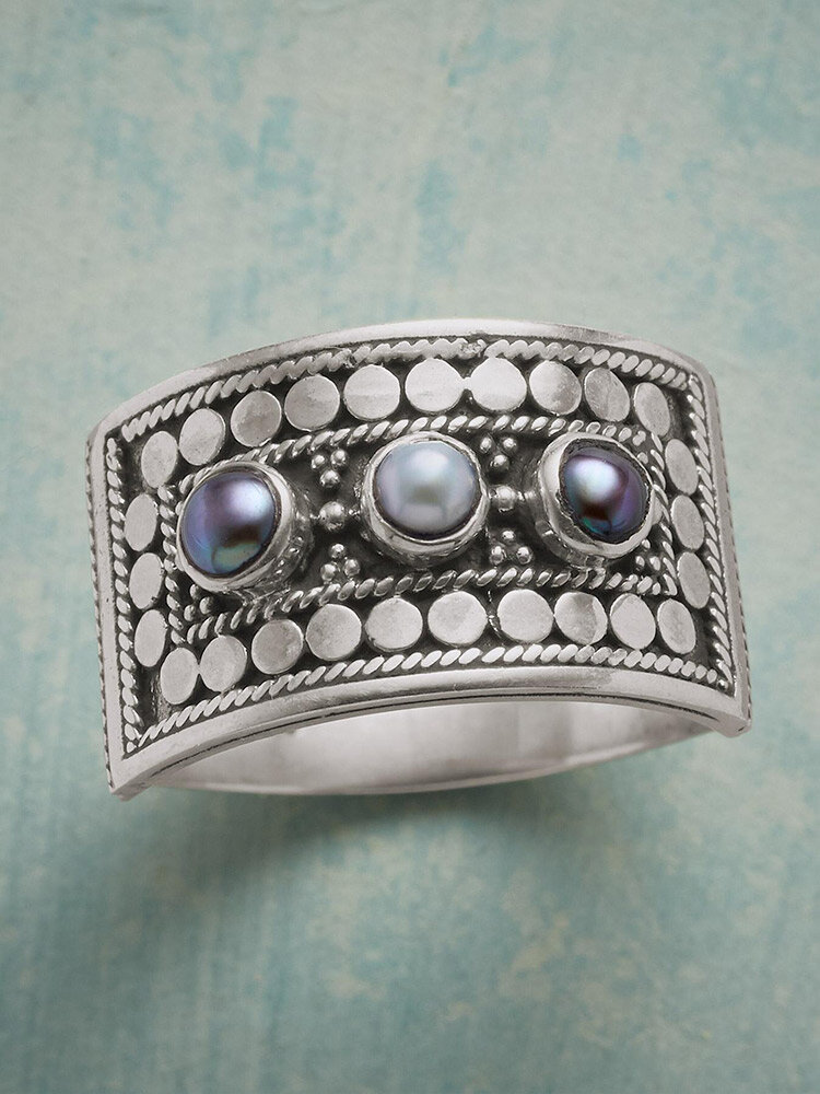 Vintage Carved Inlaid Artificial Gems Geometric-shaped Alloy Ring
