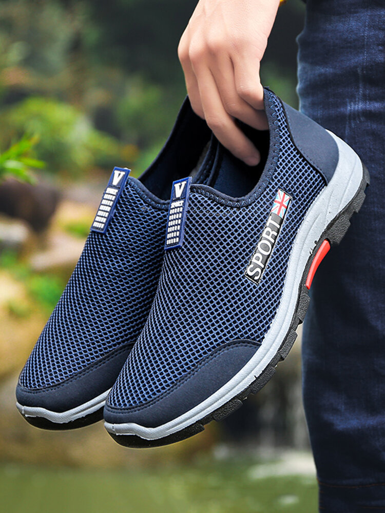 Men Mesh Breathable Slip Resistant Slip On Outdoor Casual Sneakers