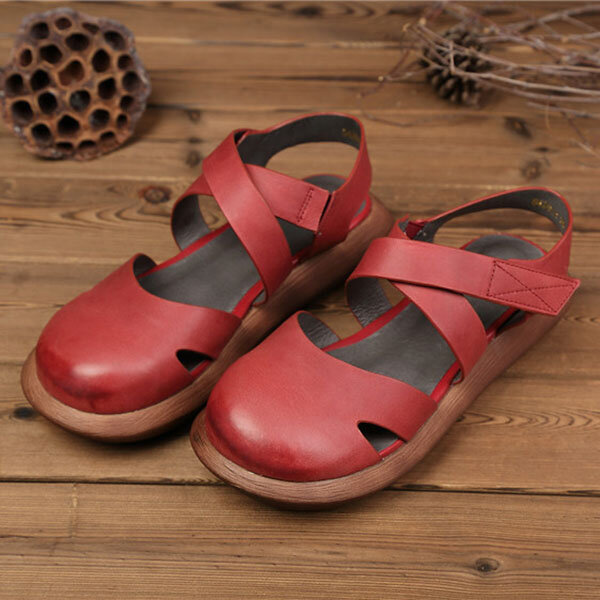SOCOFY Hollow Out Pure Color Handmade Leather Retro Sandals