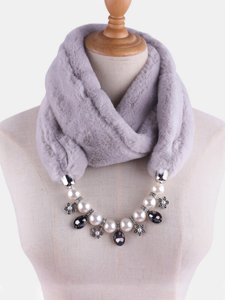Vintage Artificial Pearl Flower Oval Beads Beaded Pendant Patchwork Solid Plush Alloy Scarf Necklace