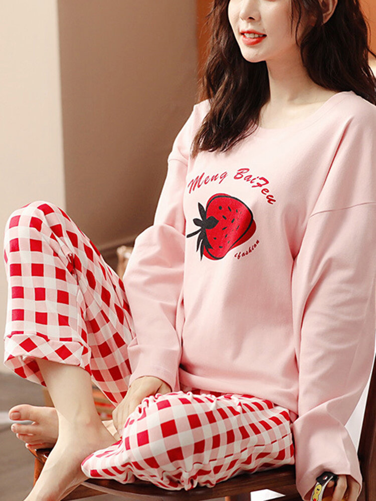 

Women Strawberry Print O-Neck Long Sleeve Plaid Pants Plus Size Pajamas Sets, Pink