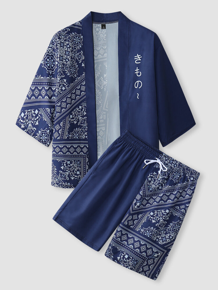 ملابس رجالي عرقية من الأزهار اليابانية مطبوعة من الأمام مفتوحة كيمونو من قطعتين