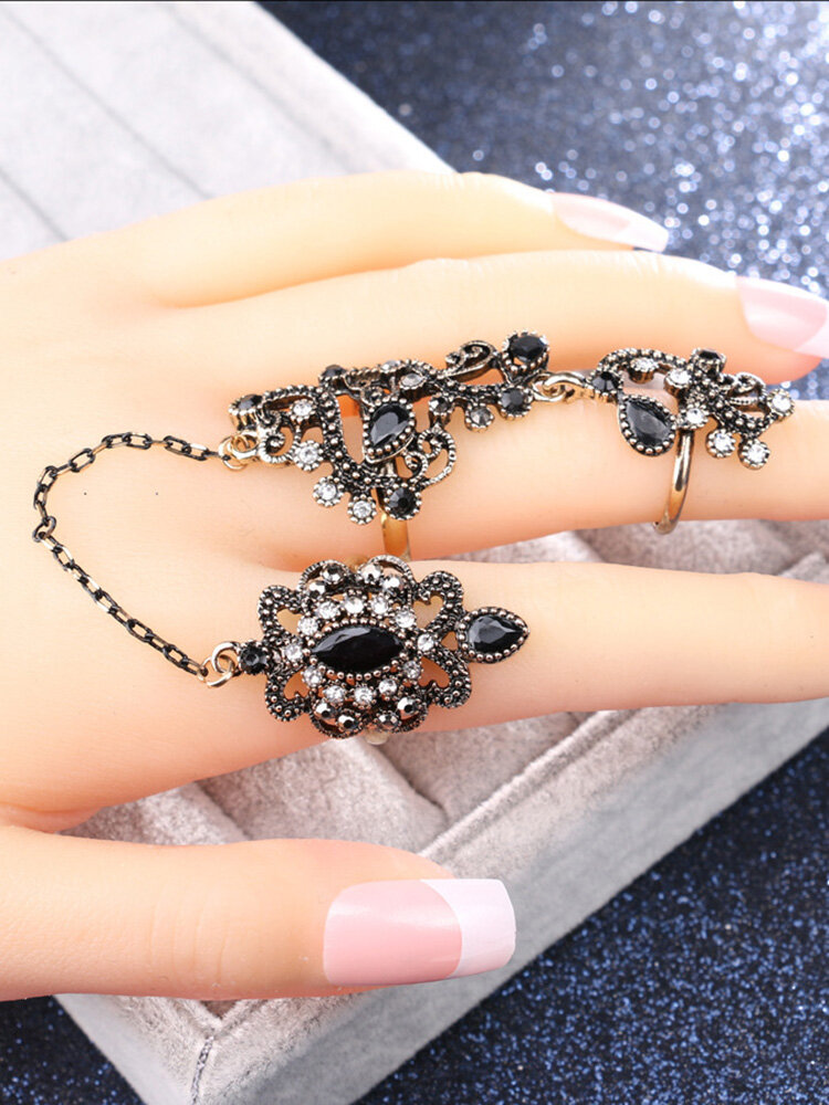 Vintage Geometric Openwork Stereoscopic Flower Rings Gold Plated Rhinestone Adjustable Double Rings 