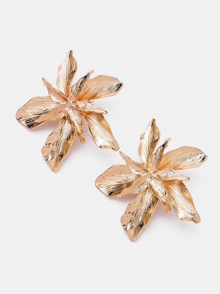 女性のためのトレンディな多層花のイヤリングボヘミアンスタイルの合金ゴールドイヤースタブ