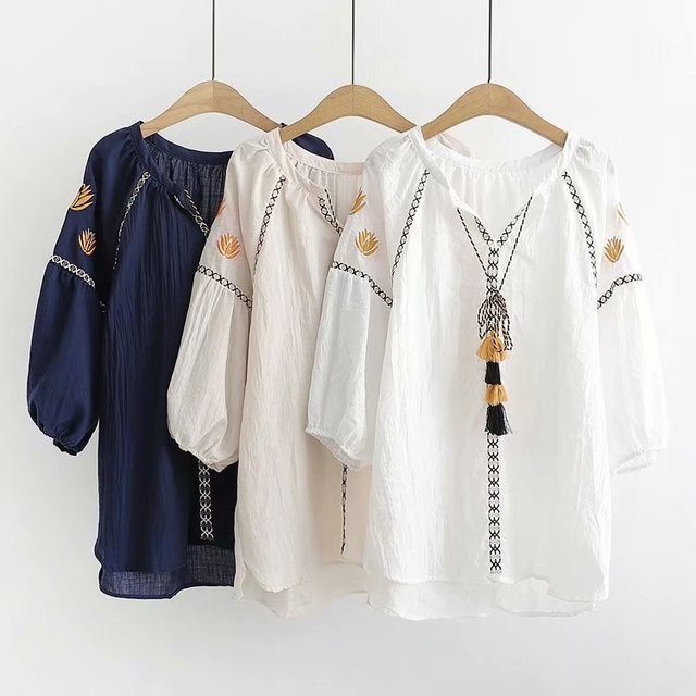 Season New National Style Embroidery Lace Tassel Design Nine Points Lantern Sleeves Shirt Women's Shirt Three Colors Into
