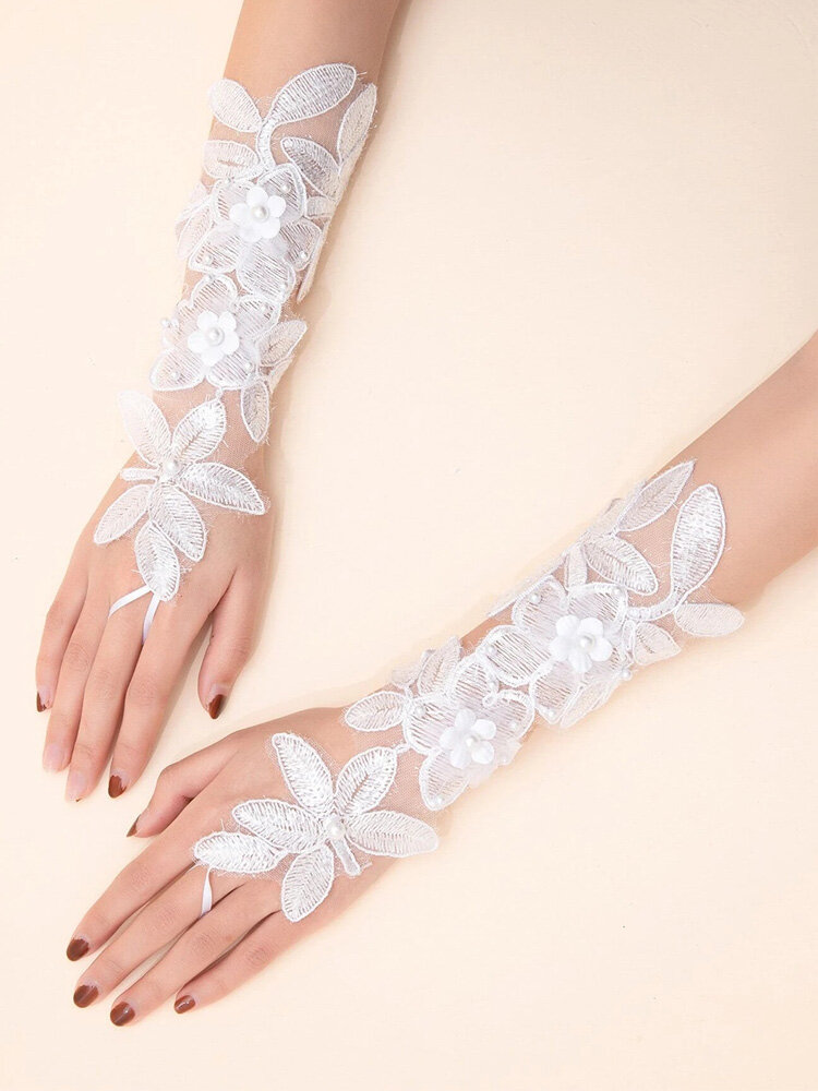 Women Dacron White Lace Flowers Bandage Mid-length Decorative Fingerless Gloves