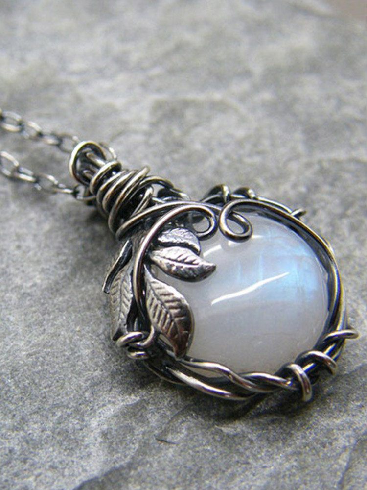 Vintage Leaves Branches Entwined With Round Moonstone Alloy Necklace
