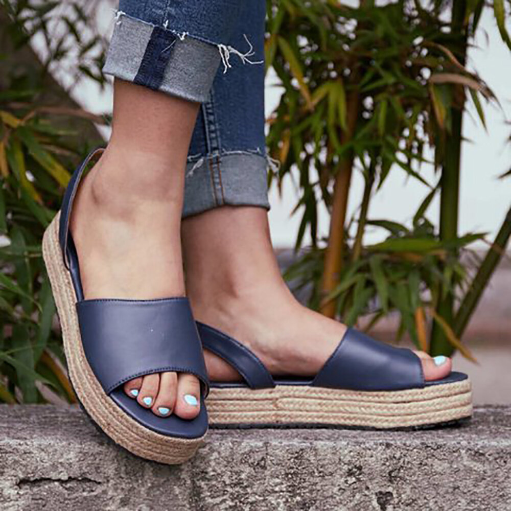 Plus Size Women Casual Solid Color Peep Toe Slip On Platform Sandals