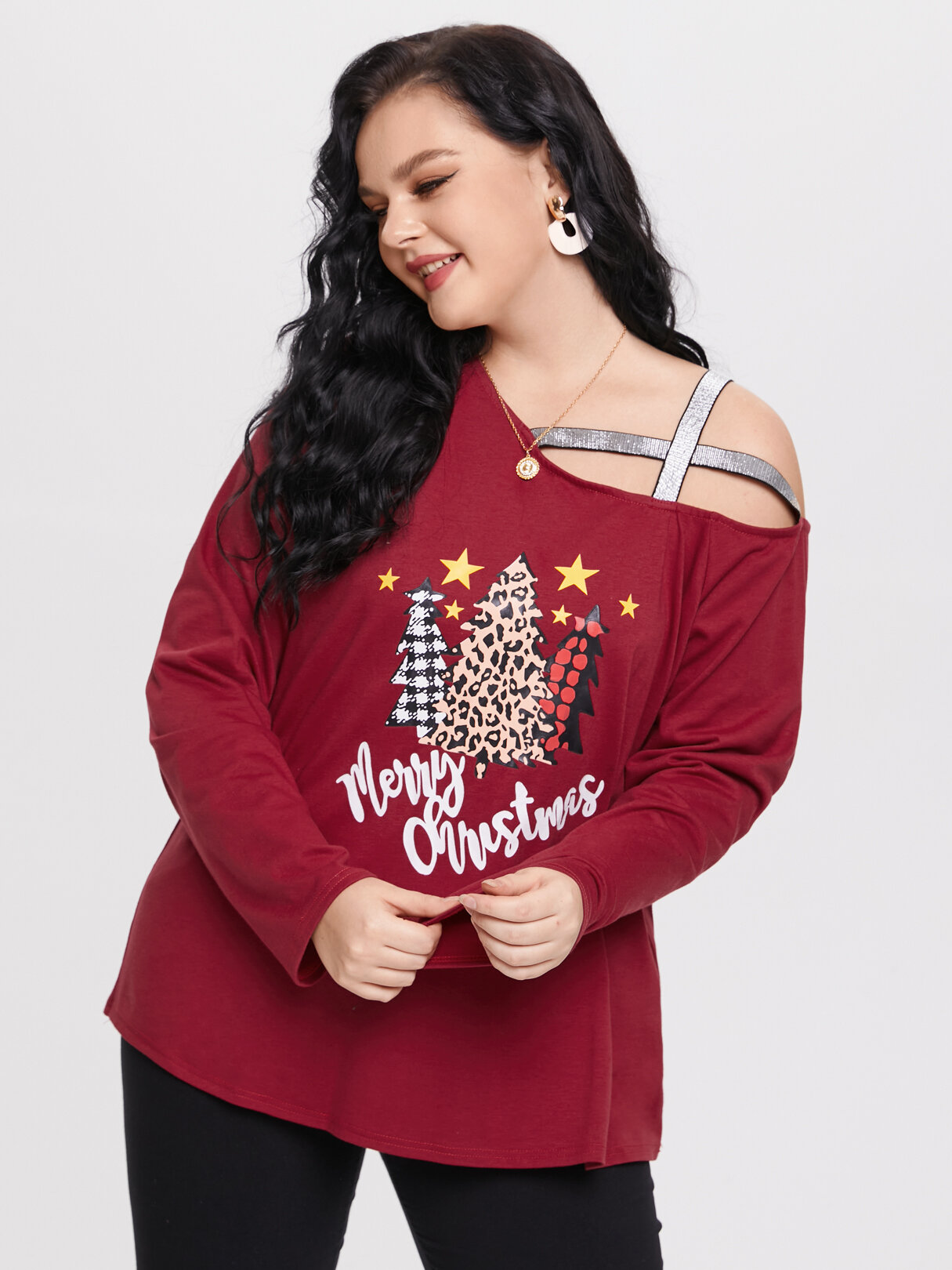 Plus Size Letter Graphic Criss-Cross Patchwork Tee, Wine red;gray