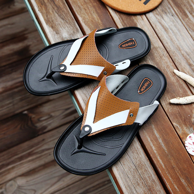 Men Leather Clip Toe Hole Breathable Non-slip Casual Beach Slippers 