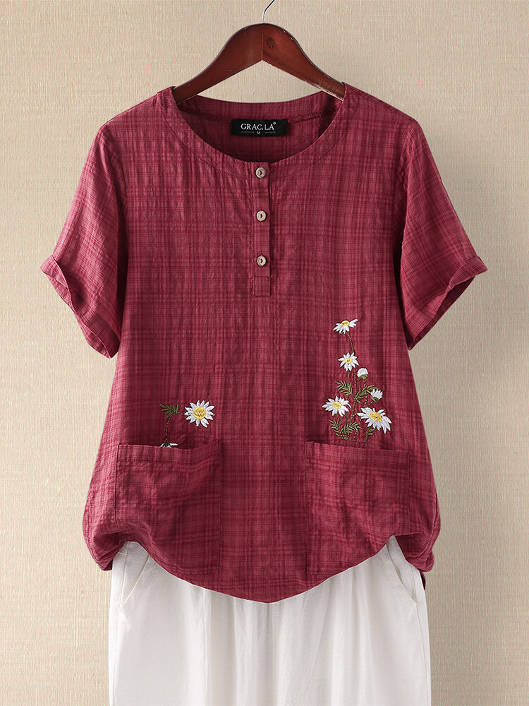 Floral Embroidery Plaid Short Sleeve T-shirt With Pocket
