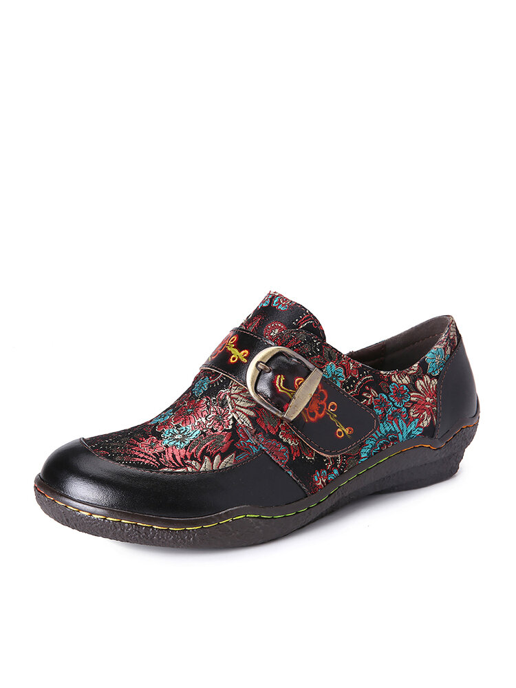 SOCOFY Retro Embroidery Stitching Flower Leather Embossed Plum Blossom Buckle Slip On Flat Shoes