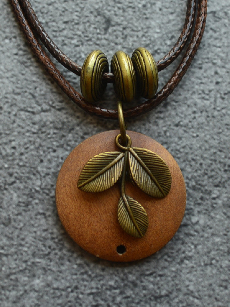 Vintage Round-shaped Wood Chip Alloy Leaves Pendant Double-layer Wax Rope Necklace