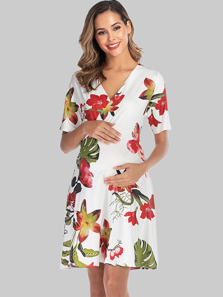 Maternity Floral Print Ruffled V-neck Lace-up Dress