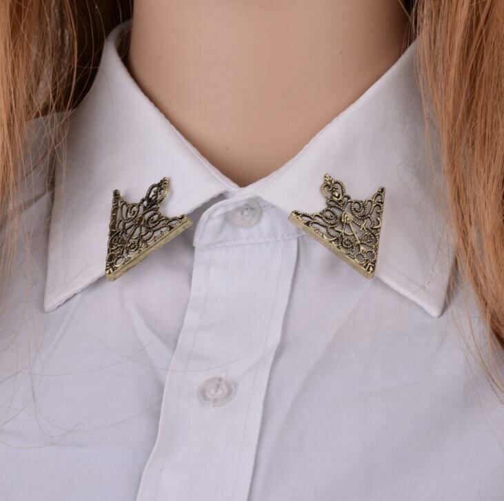 

Fashion Retro Pattern Triangle Collar Pin Men Women Hollow Crown Collar Pin Badge, Silver;gold;bronze