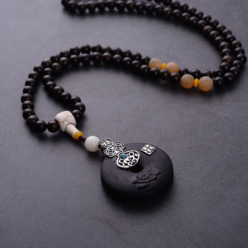 Vintage Round Ebony Wood Charm Necklace Ethnic Jewelry Wood Pendant Necklaces For Women