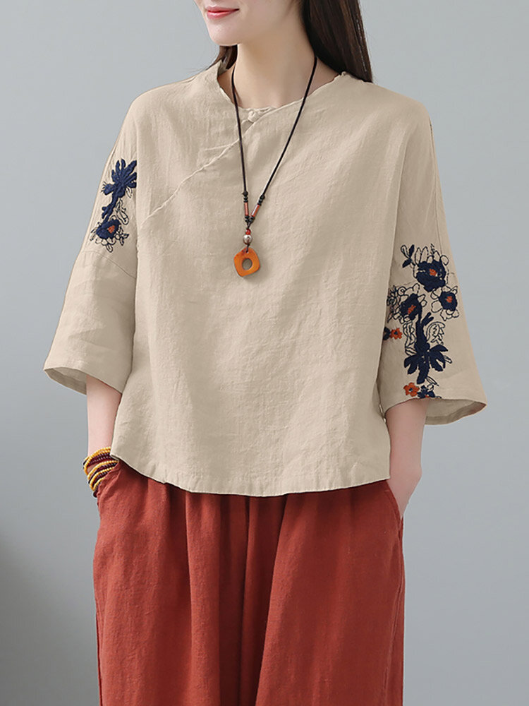 Flower Embroidery Frog Button Crew Neck 3/4 Sleeve Blouse