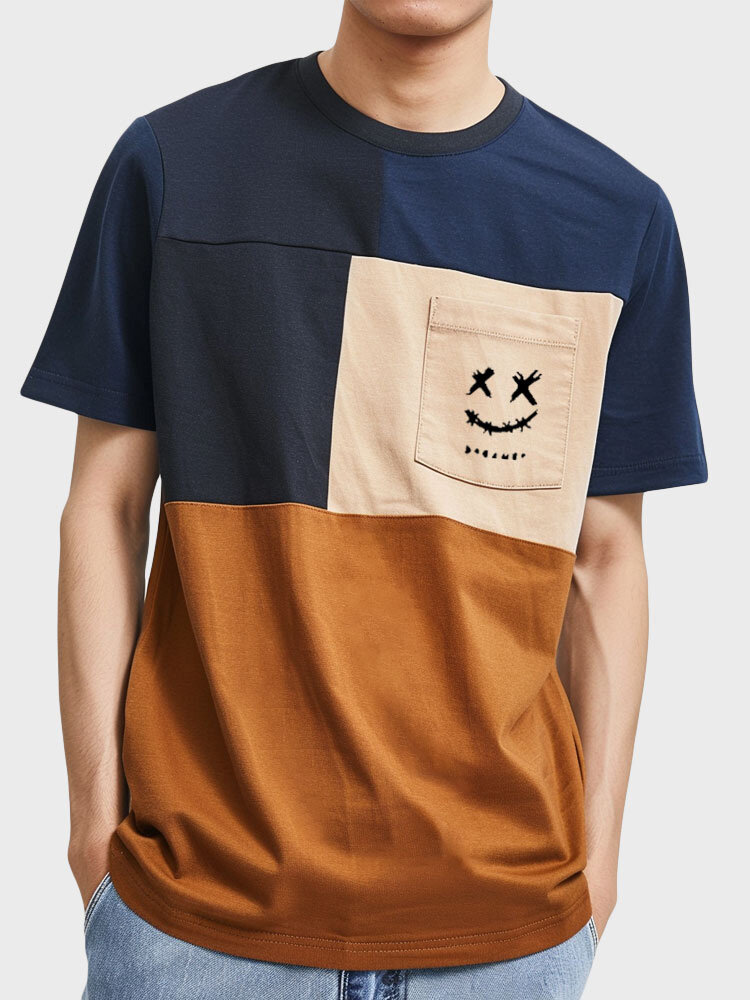 T-shirt à manches courtes et col rond en patchwork pour hommes avec motif de sourire