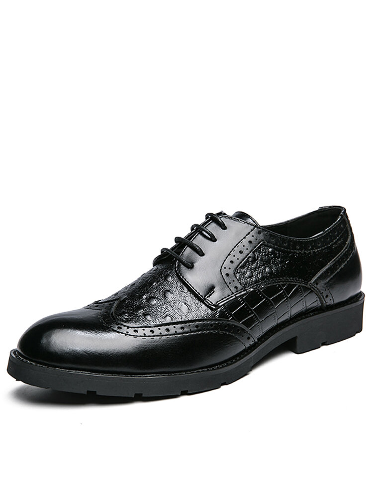 Men Brogue Style Lace-up Pointed Toe Alligator Veins Dress Shoes