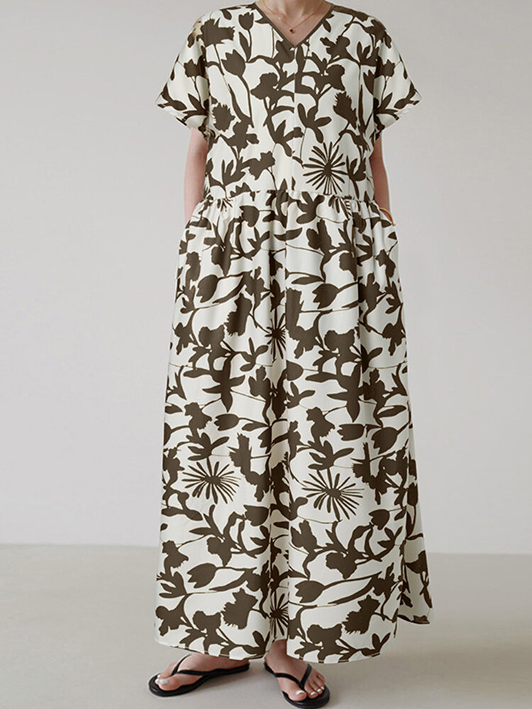 Bohemian Flower Print V-neck Plus Size Holiday Dress with Pocket