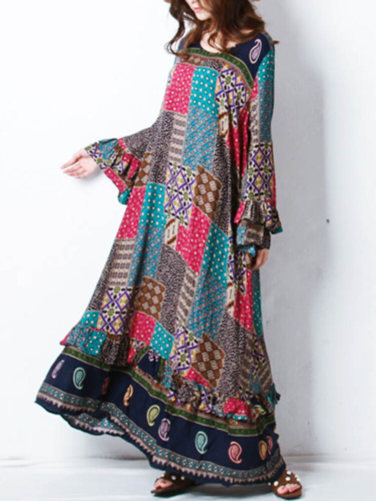 فستان بوهيمي بأكمام طويلة فضفاض بتصميم هندسي مرقع