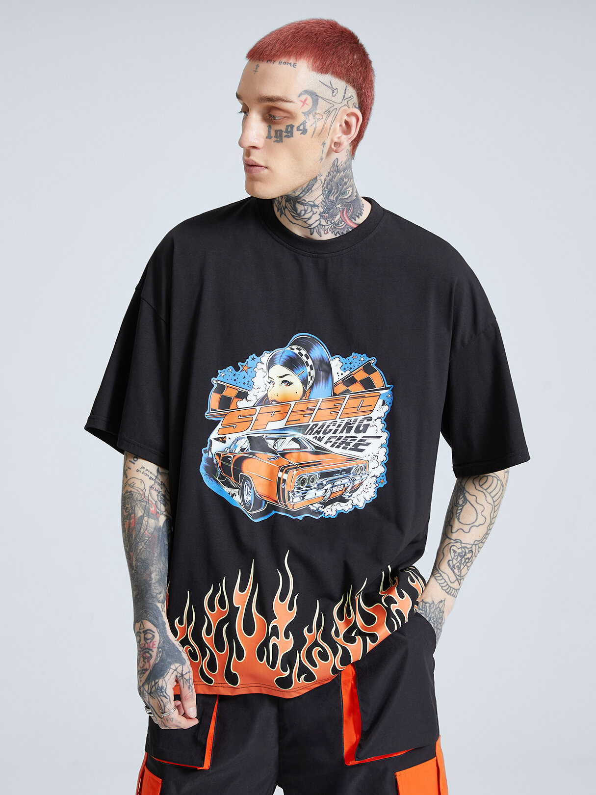 Men Flame And Car Graphic Printing Loose Fit T-Shirt