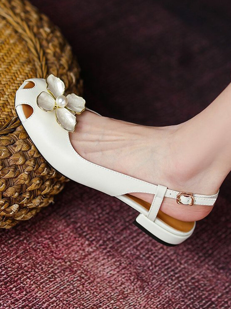 

Women Elegant Luxury Embellished White Wedding Flats Comfy Hasp Slingback Slide Sandals, Apricot;beige
