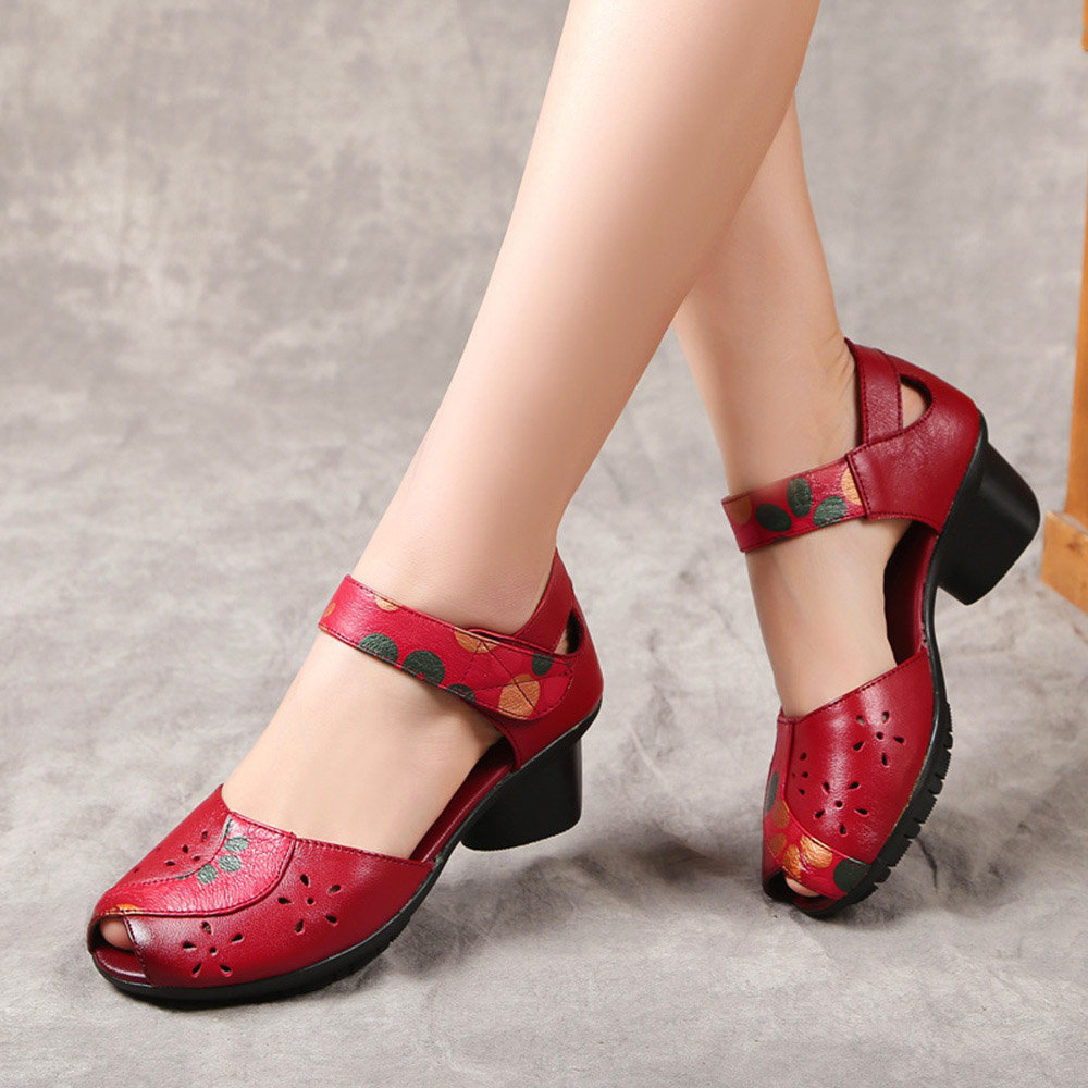 SOCOFY Retro Printing Pattern Hollow Out Hook Loop Genuine Leather Sandals