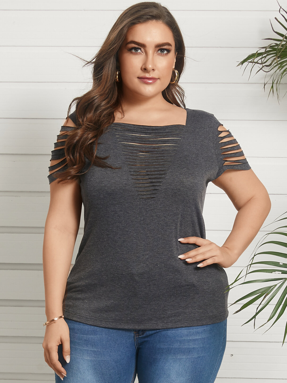 Plus Size Square Neck Cut Out Short Sleeves T-shirt