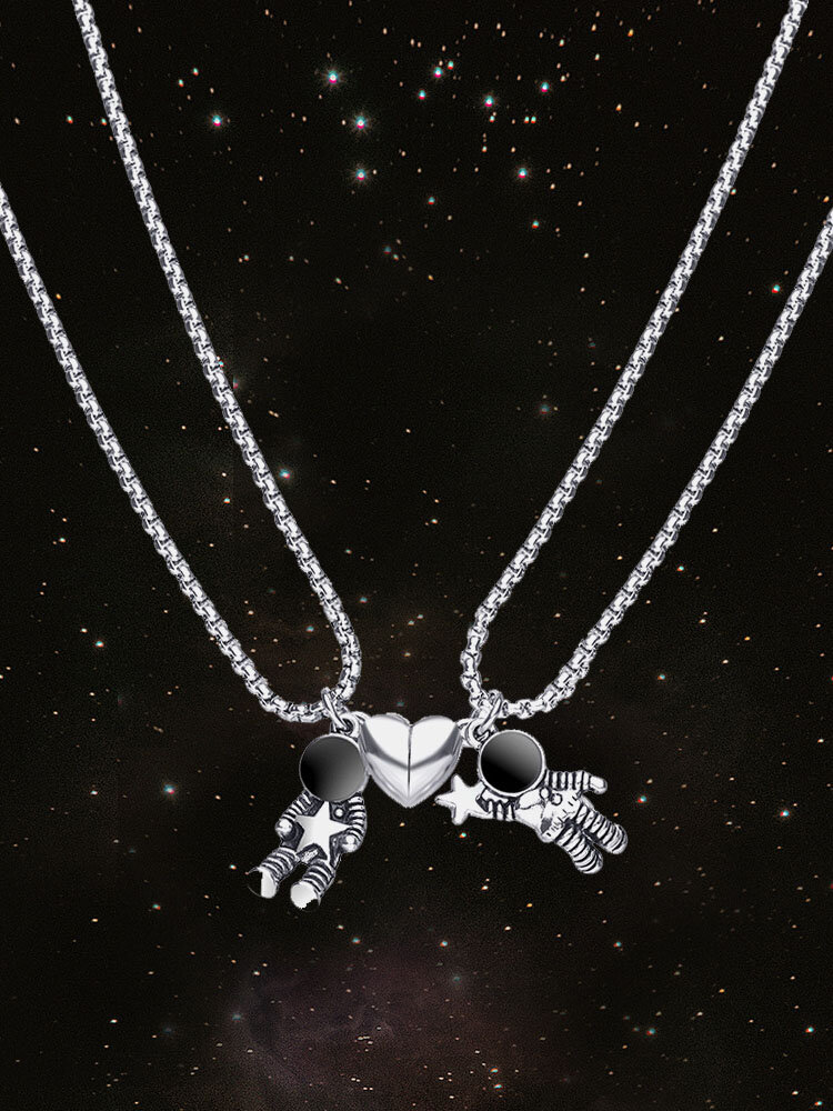 Creative Spaceman Couple Necklace Astronaut Shape Magnetic Match Paired Pendant Alloy Necklace