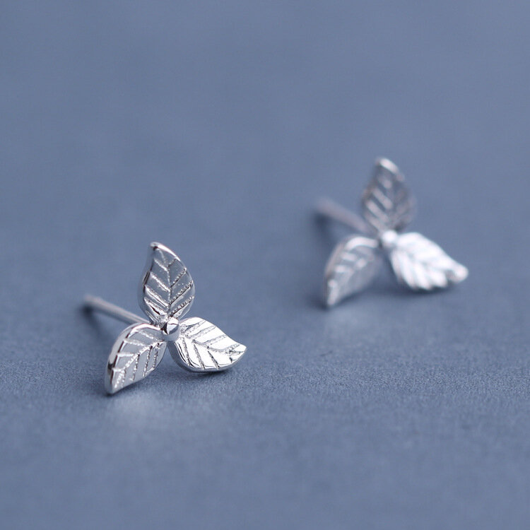 Sweet 925 Sterling Silver Earrings Fashion Leaf Simple Charm Stud Earrings Gift For Girls Women