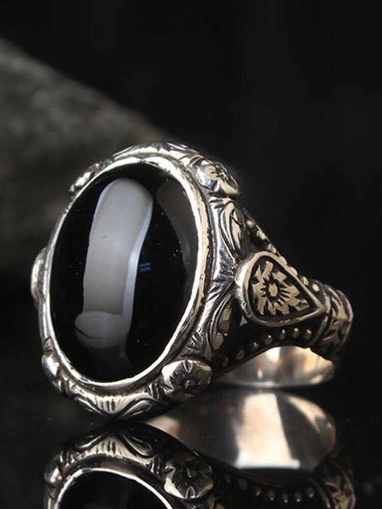 

1 Pcs Men's Fashion Punk Vintage Craft Black Gemstone Alloy Engraved Ring, Silver