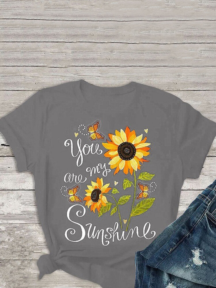 Sunflowers Letter Print Short Sleeve Plus Size T-shirt