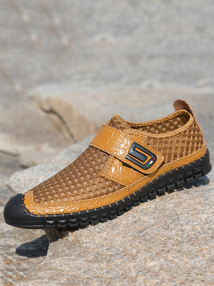 Men Honeycomb Mesh Breathable Outdoor Hand Stitching Casual Shoes