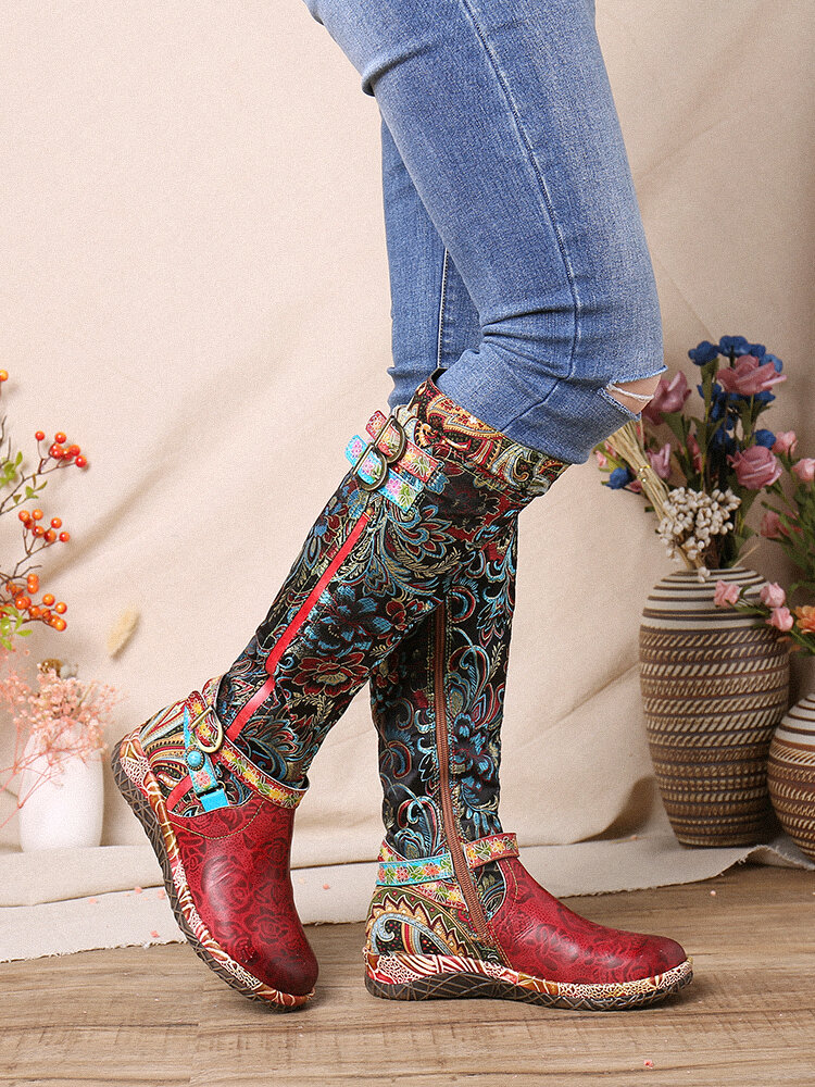 

SOCOFY Graceful Flowers Splicing Print Embossed Comfy Round Toe Leather Casual Flat Mid-calf Boots, Red