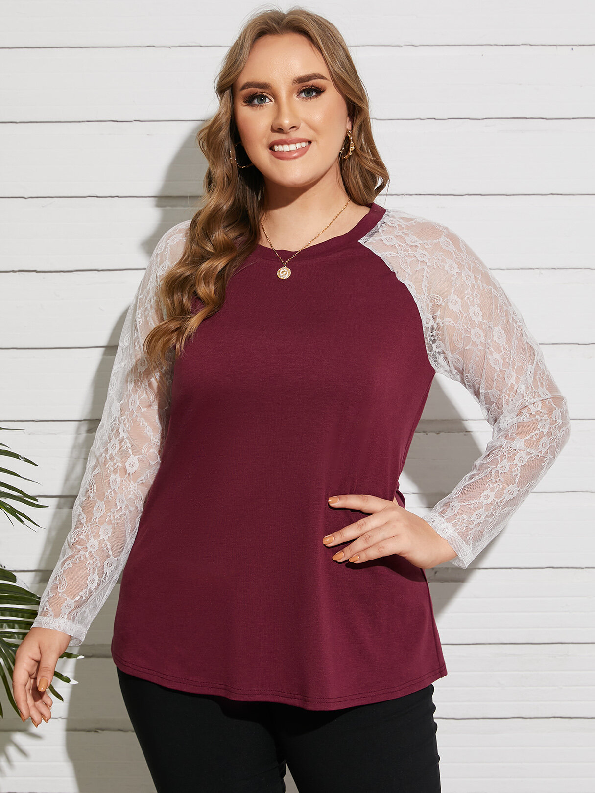 

Plus Size Crew Neck Lace Knit Patchwork Tee, Wine red