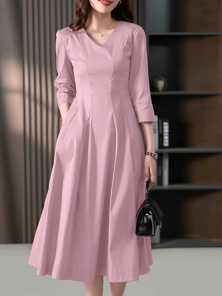 Women Solid V-Neck Casual 3/4 Sleeve Dress With Pocket