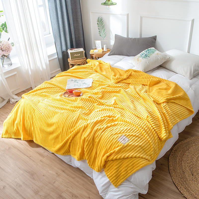 

Simple Solid Color Soft Flannel Coral Fleece Winter Blanket Soft Warm Quilt Home Bedding Sheet