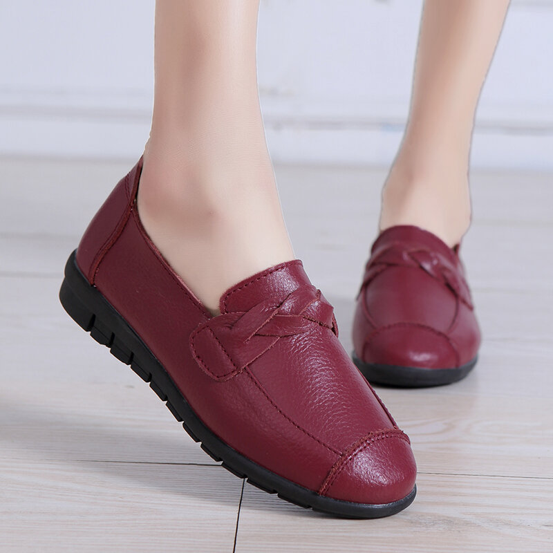 Women Solid Color Slip On Lazy Flat Shoes