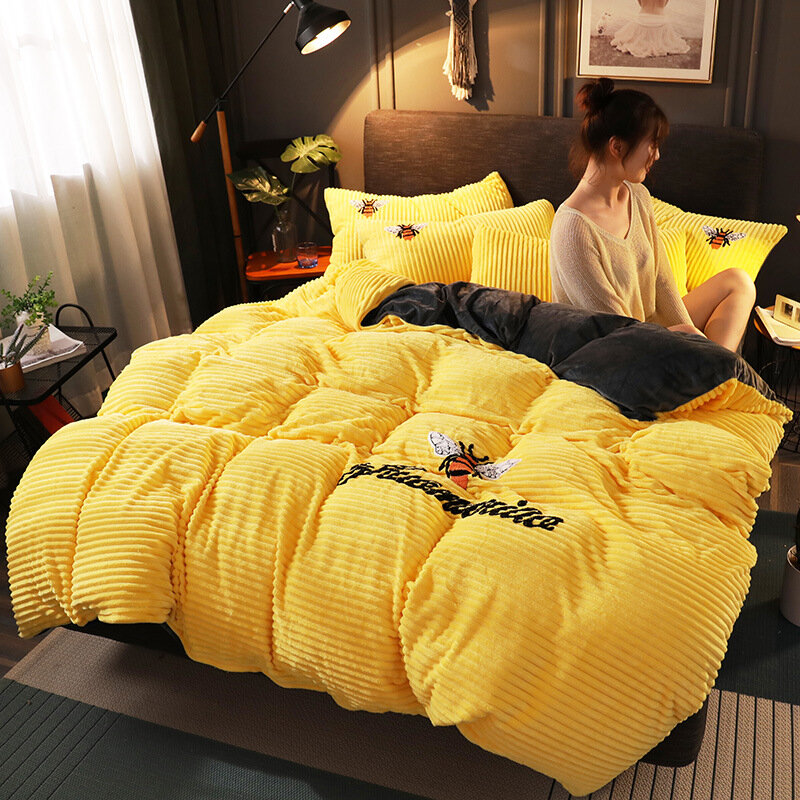 Hot Sale 4pcs Thicken Ab Sided Corduroy Bee Printed Bedding Set