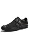 Men Honeycomb Mesh Breathable Outdoor Hand Stitching Casual Shoes - Black