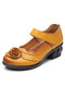 حذاء ماري جين من الجلد بتصميم كلاسيكي مريح من SOCOFY - الأصفر