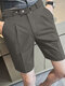 Shorts masculinos lisos com botão de pressão na cintura casual - cinzento