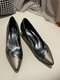 Sapatos femininos elegantes para encontros elegantes saltos pontiagudos - cinzento