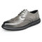 Men Carved Pattern Lace Up Soft Sole Casual Shoes - Gray