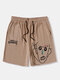 Shorts masculinos abstratos com estampa de letra e cordão na cintura - Cáqui